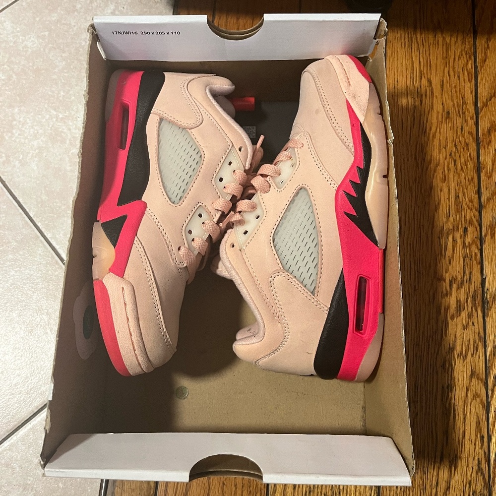 WMN Jordan 5 Retro Low